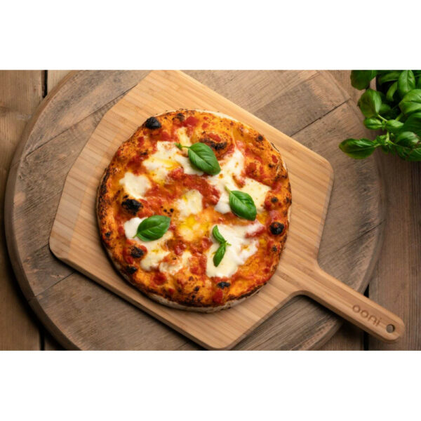 Ooni pizza oven