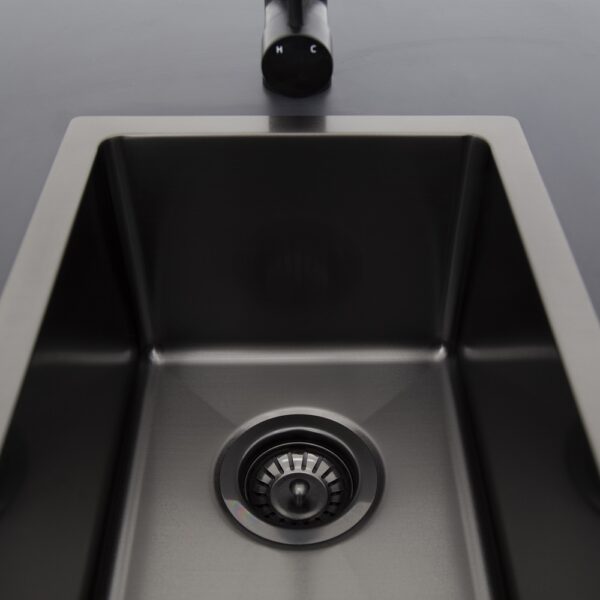 Cabinex Sink and Tap Detail 219